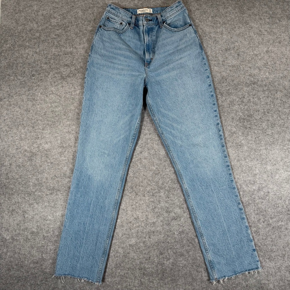 Abercrombie & Fitch Curve Love 90s Straight Ultra High Rise Jeans Light 28 6L - Picture 2 of 11